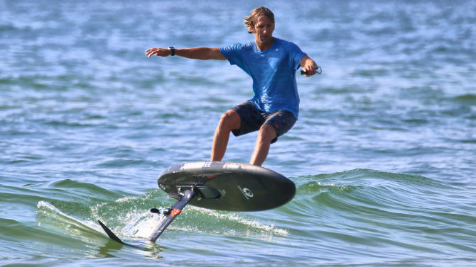 Click to go to the eFoil blog An eFoiler glides above the water